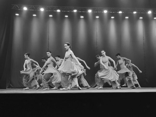 40 anos da estreia do Grupo Ballet de Pelotas em Joinville