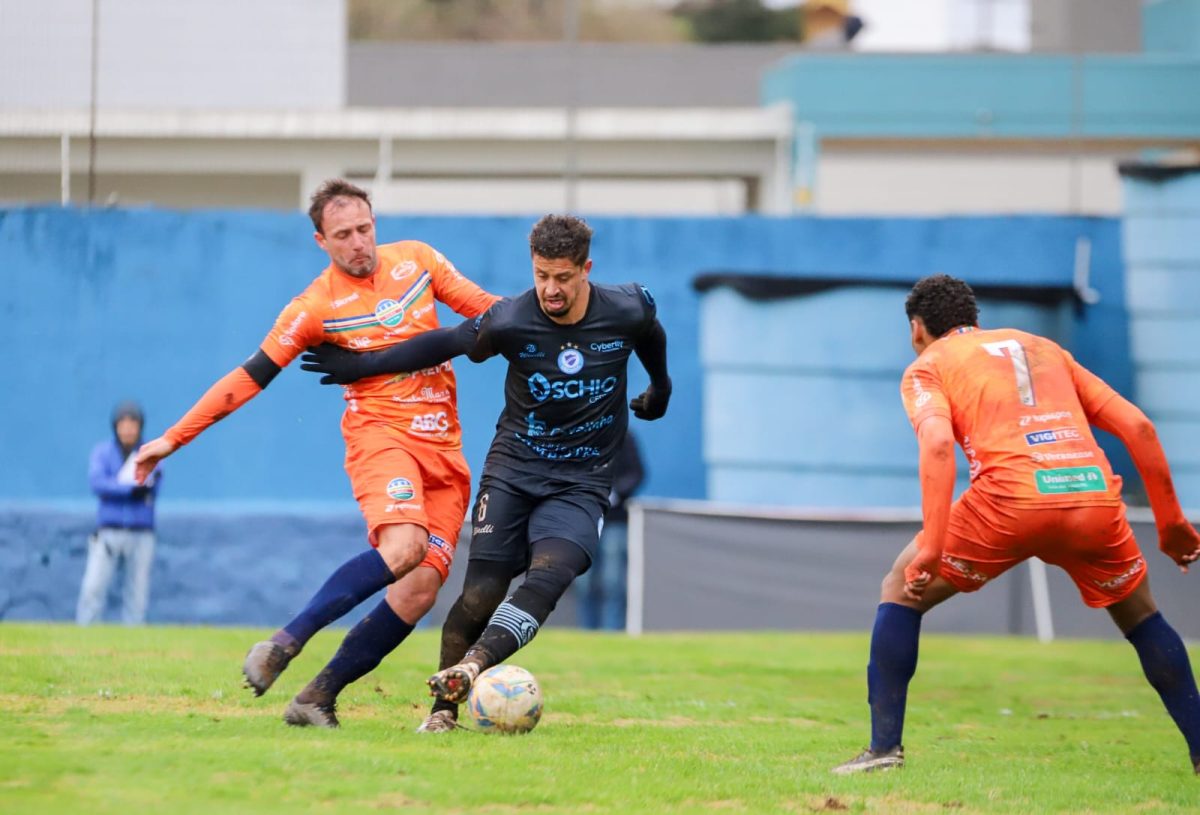 Lobo terá a melhor defesa da Série A-2 pelo caminho