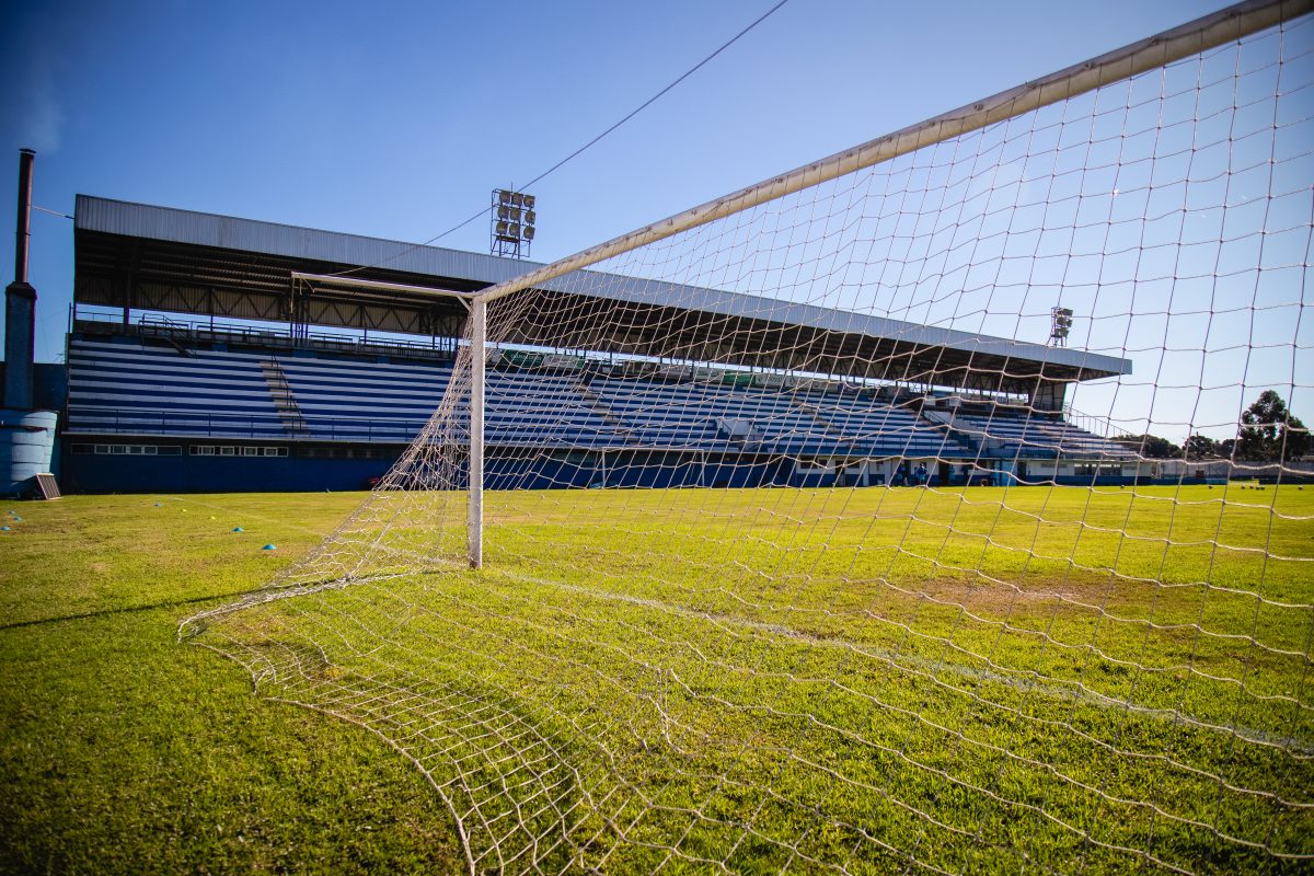 Adversário do Pelotas, Glória venceu seis dos sete jogos em casa