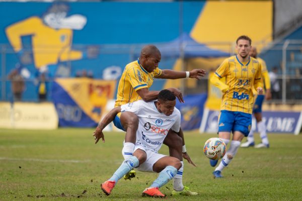 Pelotas defende vantagem contra o Glória em Vacaria