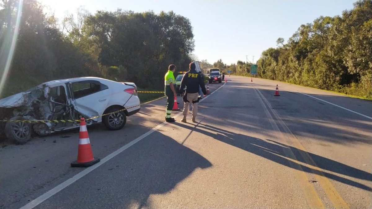 Colisão entre carro e caminhão termina em morte em Canguçu