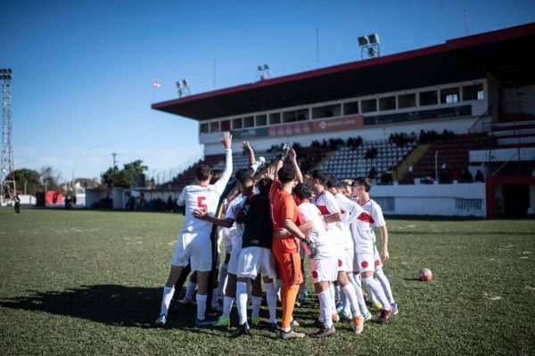 Mesmo com oito jogadores, Progresso vence o Inter-SM com gol no fim e garante classificação