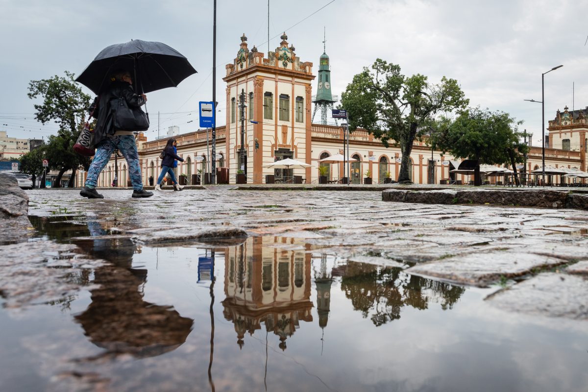 Seminário e xirê para lembrar a presença do Bará no Mercado