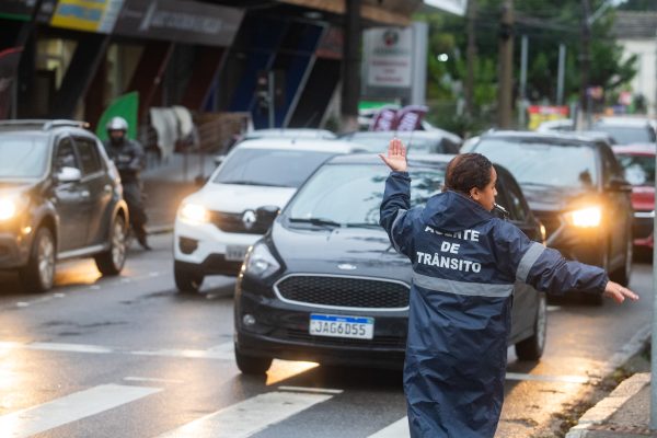 Vandalismo deixa avenida Bento Gonçalves sem semáforos