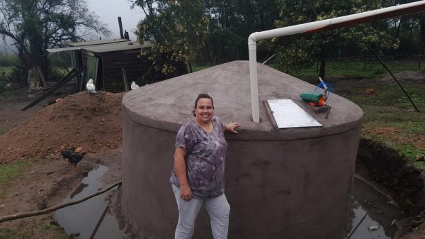 Famílias das colônias da Zona Sul recebem cisternas