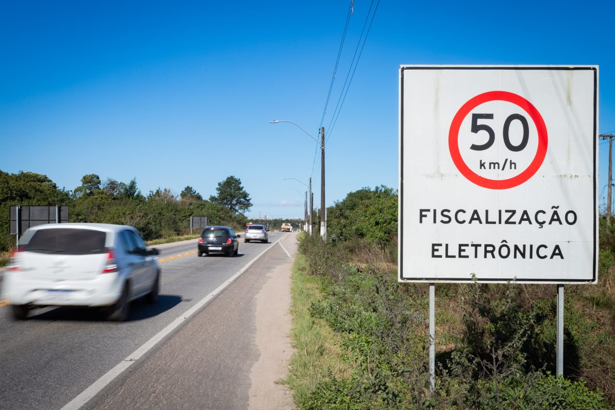 Instalação dos radares de velocidade deve levar até um ano