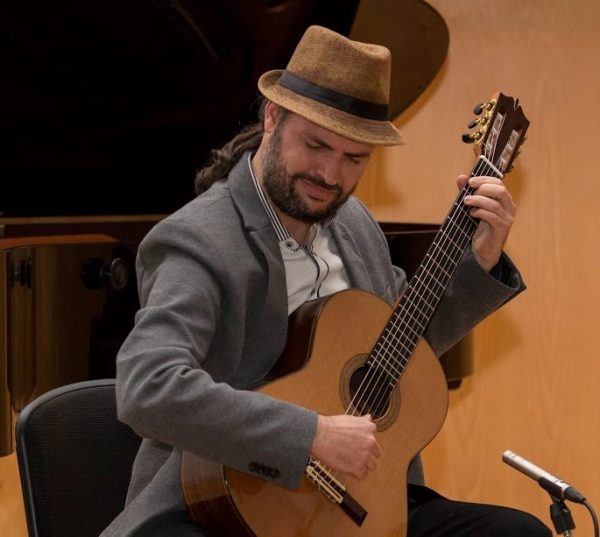 José Daniel apresenta o projeto Guitarra Meridional em Pelotas