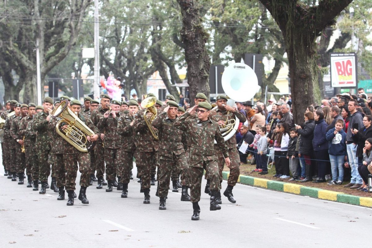 Desfile da Pátria acontece neste sábado