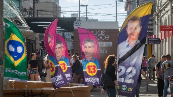 Pelotas decide prefeito neste domingo