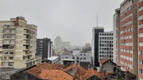 Chuva volta à região nesta segunda-feira