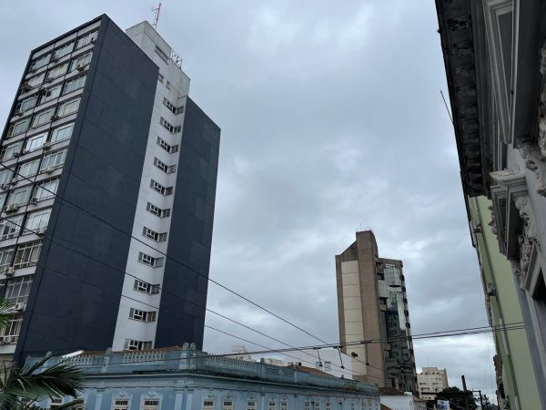 Quarta-feira de céu nublado na Zona Sul do Estado