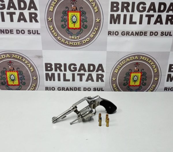 Adolescente é apreendido em Rio Grande por porte de arma