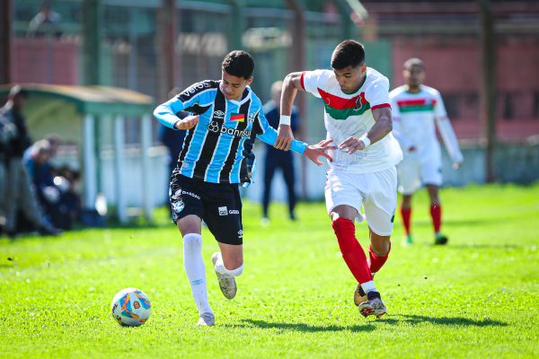 São Paulo empata com o Grêmio e está eliminado da Copa FGF