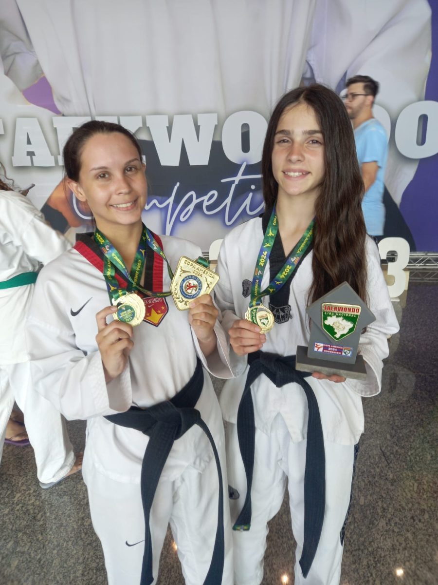 Pelotenses são campeãs brasileiras de taekwondo