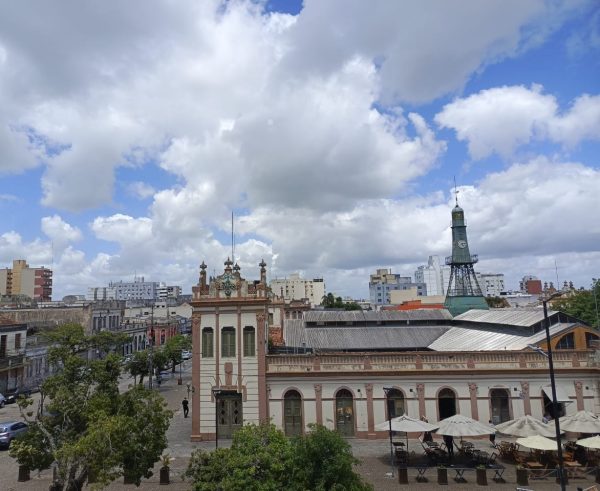 Manhã de tempo bom e vento forte na Zona Sul do Estado