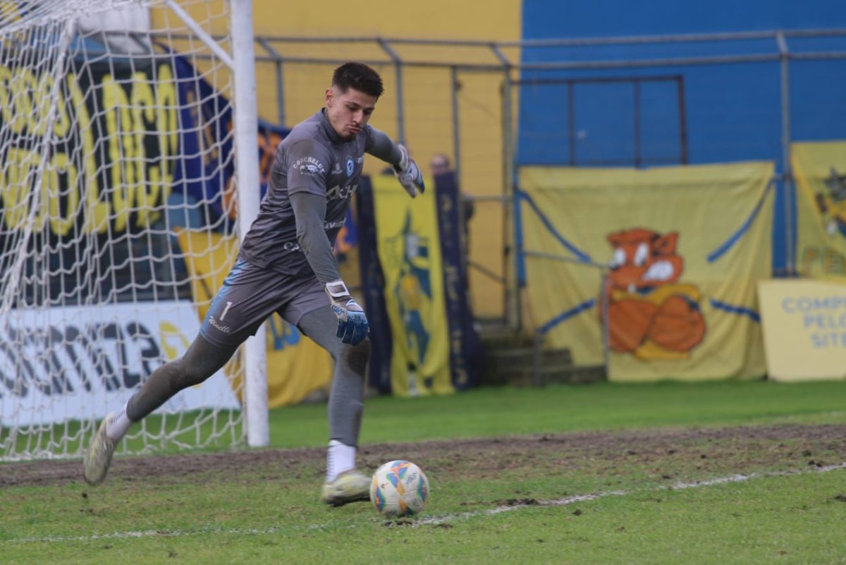 Pelotas anuncia primeiros goleiros para o Gauchão