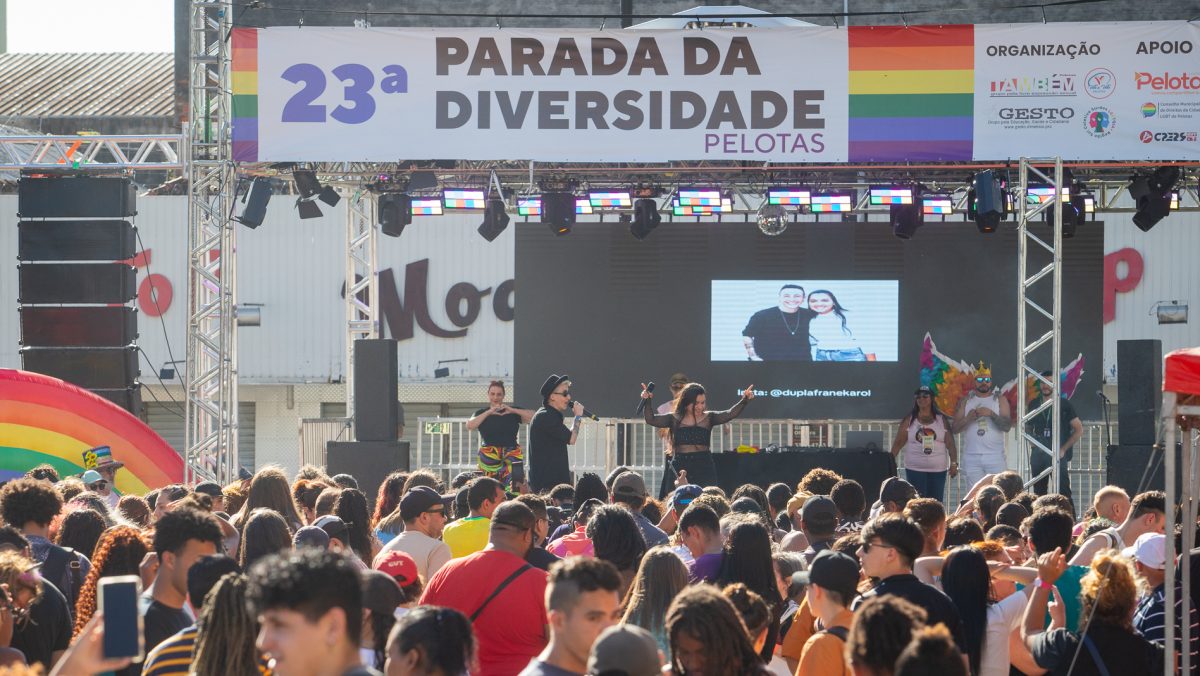 Um domingo para celebrar a diversidade em Pelotas