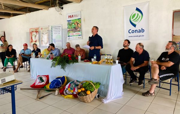 Conab capacita agricultores em Piratini