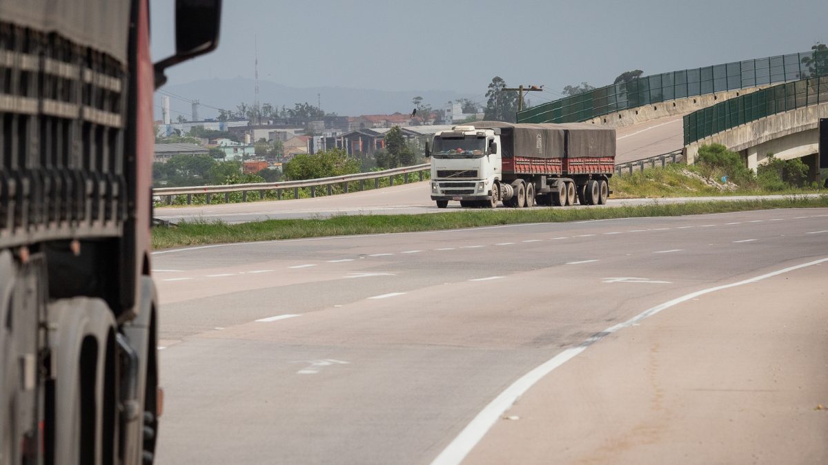 Pedestre morre atropelado na BR-392