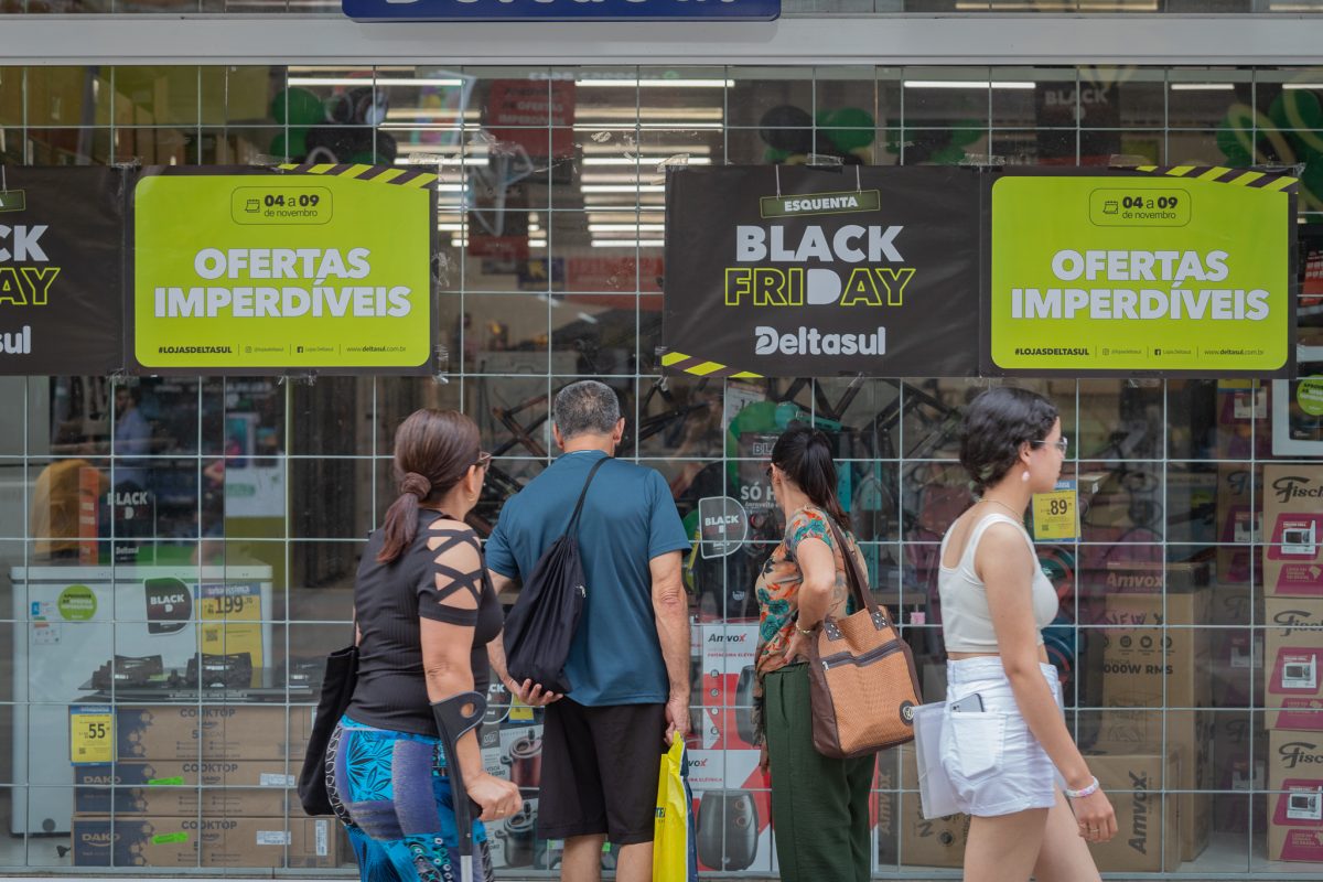 Comércio de Pelotas se prepara para a Black Friday