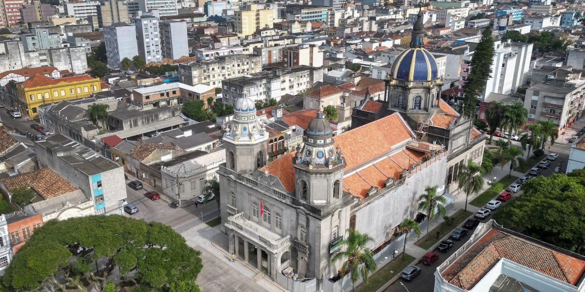 Cúpula da Catedral era inaugurada