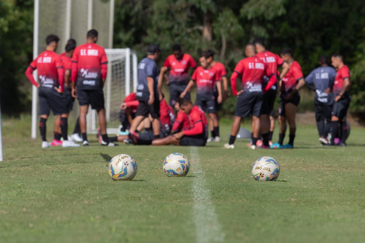 Brasil segue proibido de inscrever novos jogadores