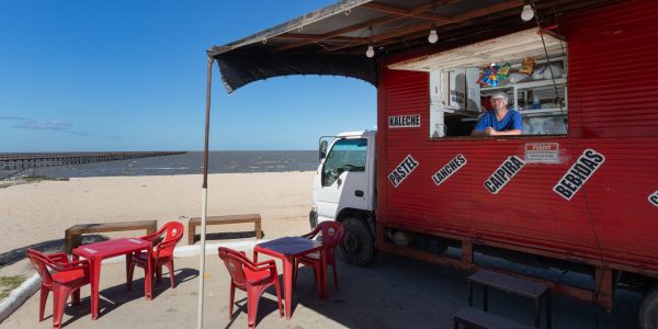 Empreendedores do Laranjal esperam calor para salto nas vendas