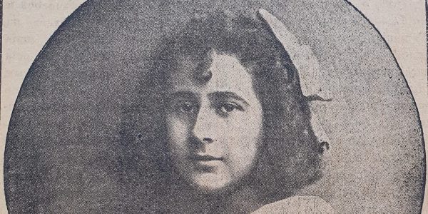 Marina Osorio era coroada a rainha do Carnaval 1915 do Diamantinos