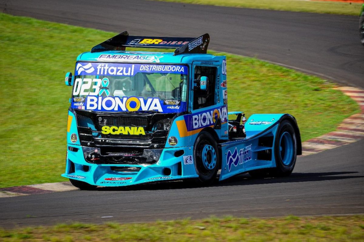 Jorginho Feio encerra temporada da Fórmula Truck com um décimo lugar