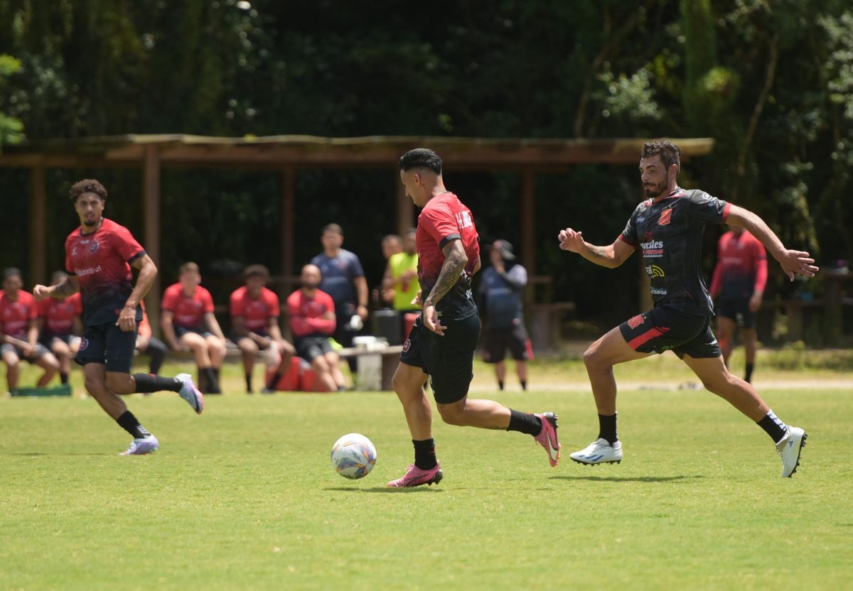 Brasil vence o Los Brocadores em jogo-treino