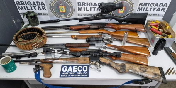 Operação visa coibir fraude no registro de armas e munições