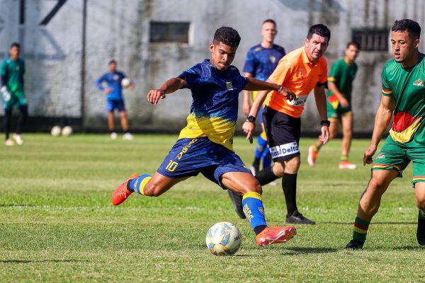 Pelotas faz primeiro jogo-treino da pré-temporada