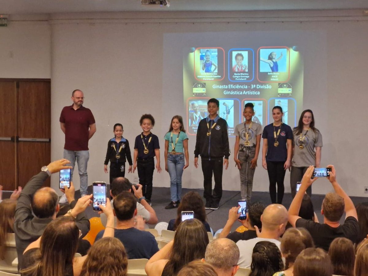 Pelotenses recebem homenagens em Porto Alegre