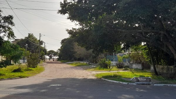 Calor e céu parcialmente nublado marcam a quarta-feira na Zona Sul