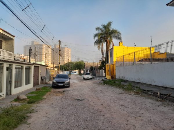 Quinta-feira será de calorão e pancadas de chuva