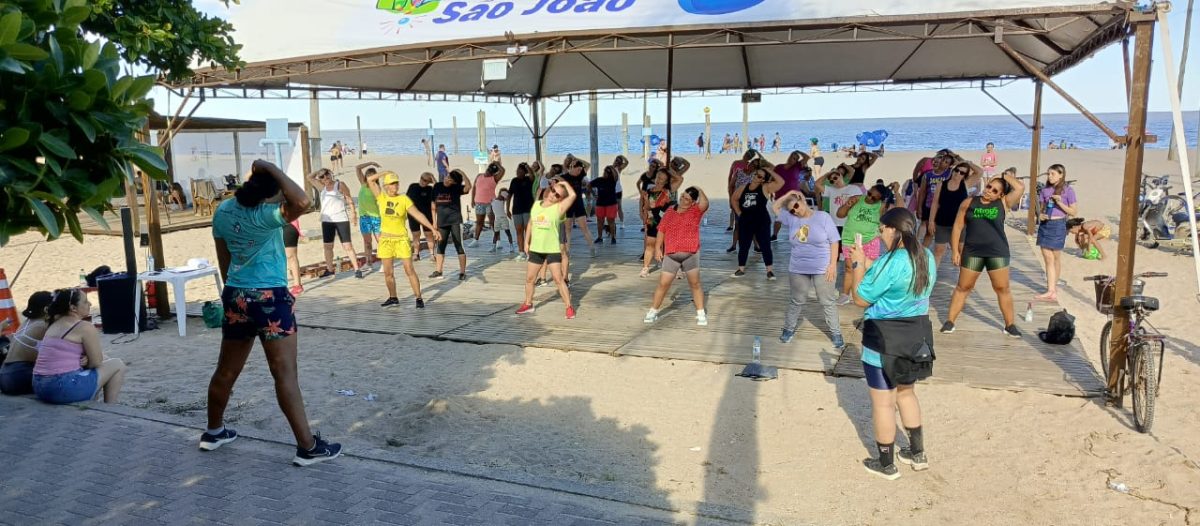 Estação Verão do Sesc começa em ritmo de dança e esportes na areia