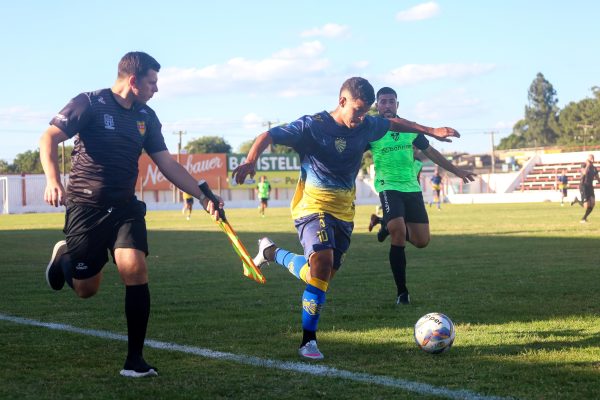 Novo jogo-treino do Pelotas contra o Guarany termina sem gols