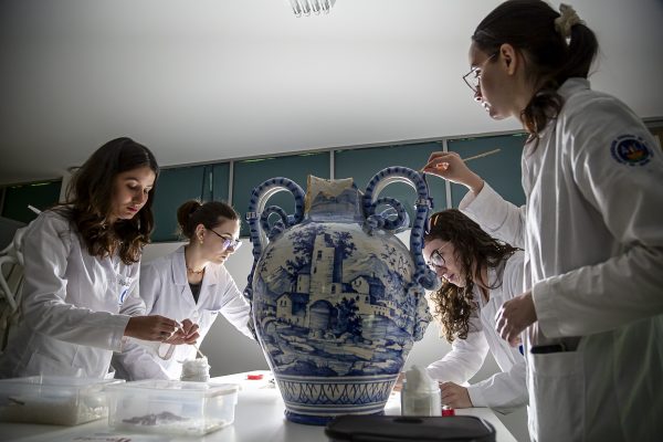 Obras restauradas por equipe da UFPel voltam ao Palácio do Planalto