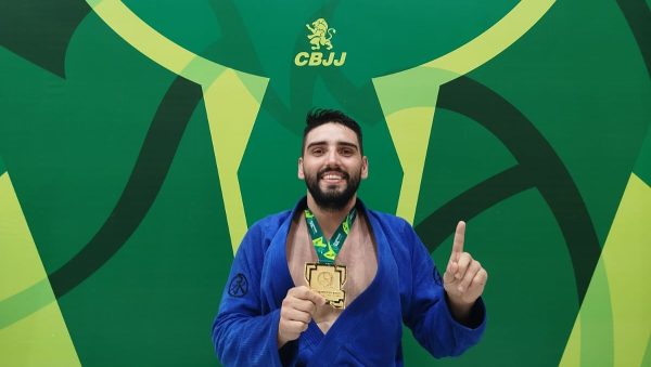 Pelotenses conquistam títulos no Sul-Brasileiro de jiu-jitsu