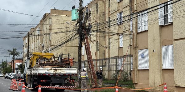 Moradores do entorno da Cohabpel ficam 20 horas sem energia elétrica