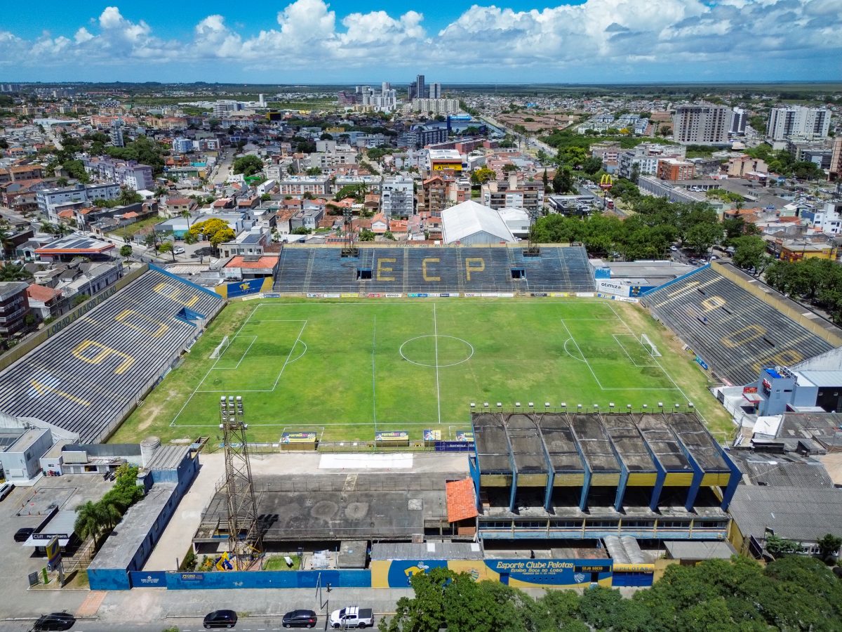 Pelotas escapa de punição no Pleno do TJD