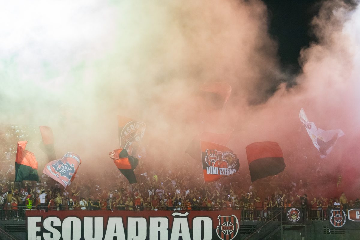 Torcida do Brasil esgota primeiros 150 ingressos à disposição para o clássico