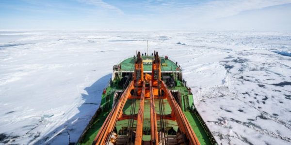 Expedição de brasileiros na Antártica apresenta impactos das mudanças climáticas