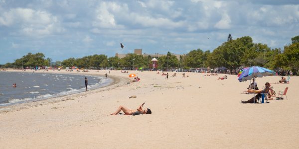 Temperatura deve chegar perto de 40°C nesta terça-feira