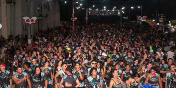 Folia segue na região e fim de semana será de Carnaval em Pedro Osório