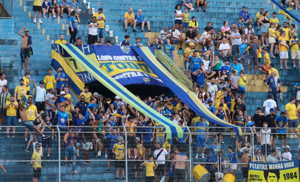 Pelotas vende ingressos por R$ 20 para último jogo em casa