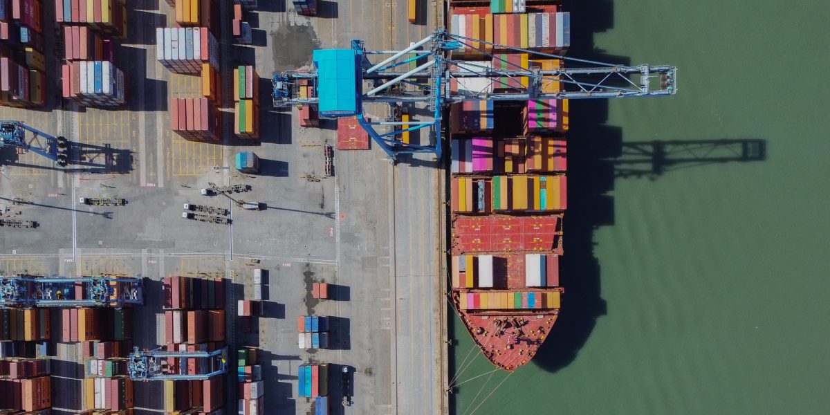 Com tarifas de Trump, Brasil busca novos mercados internacionais
