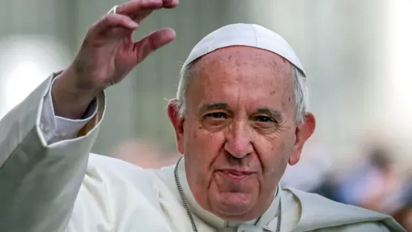 Papa Francisco morre aos 88 anos