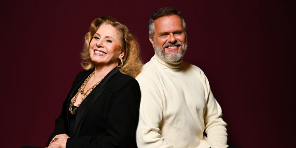 Amor, solidão e etarismo são temas de peça com Vera Fischer