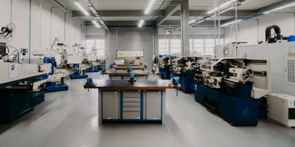 Senai tem vagas para cursos técnicos em Rio Grande e Pelotas